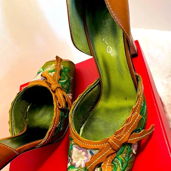 Lime Green Satin Brown Leather Hi Heels 5”  Lilac Floral Embroidery Sq.Toe 7 1/2 - Picture 6 of 14